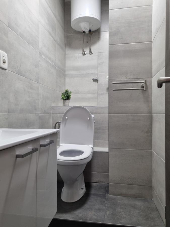 Studio Apartment Rosalie Спліт Екстер'єр фото